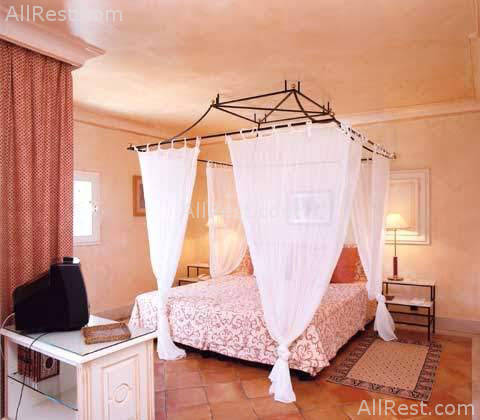 Hotel Chateau de la Messardiere 38